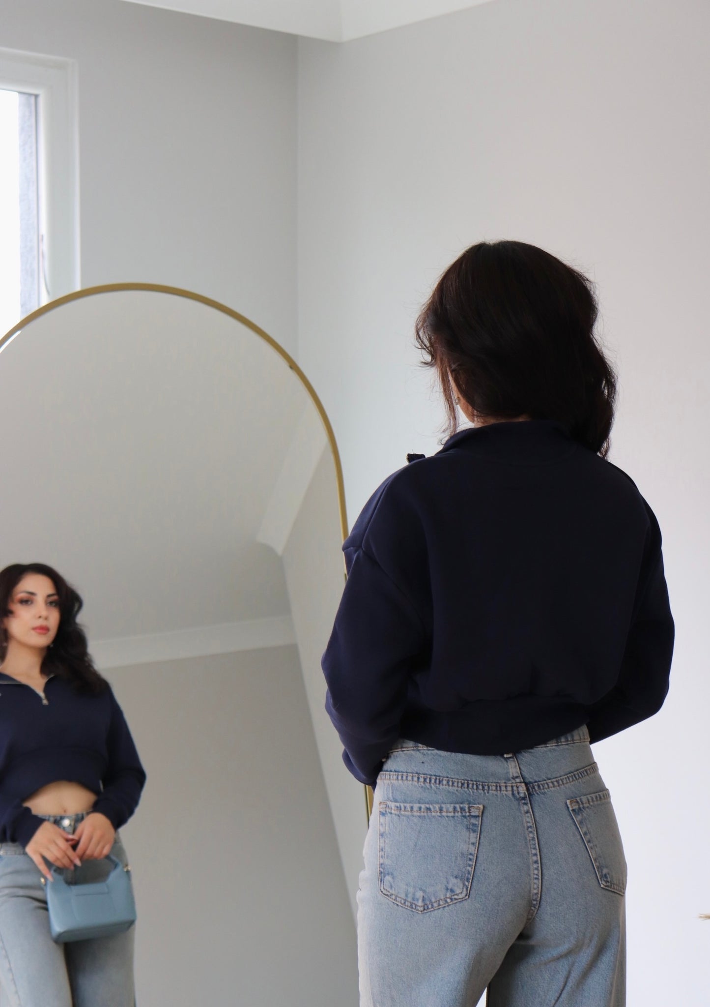 Kadın Overthink Nakışlı Mavi Crop Sweatshirt